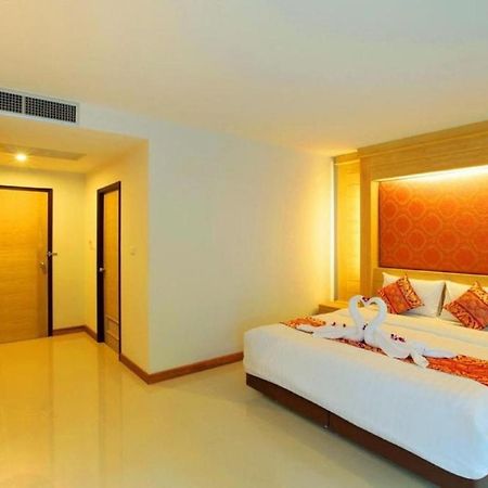 Sungthong Kamala Beach Resort Exterior photo