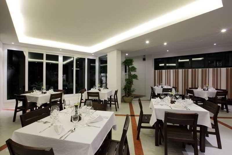 Sungthong Kamala Beach Resort Exterior photo