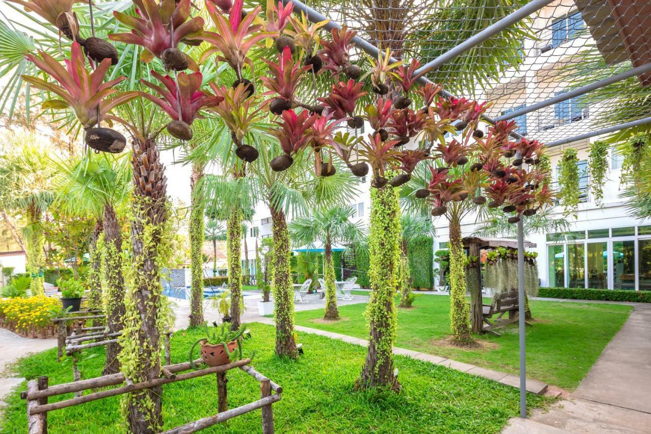 Sungthong Kamala Beach Resort Exterior photo