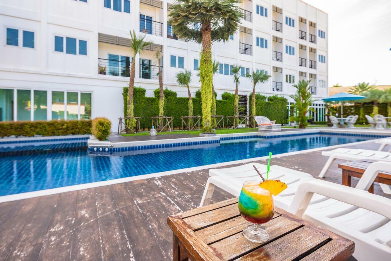 Sungthong Kamala Beach Resort Exterior photo